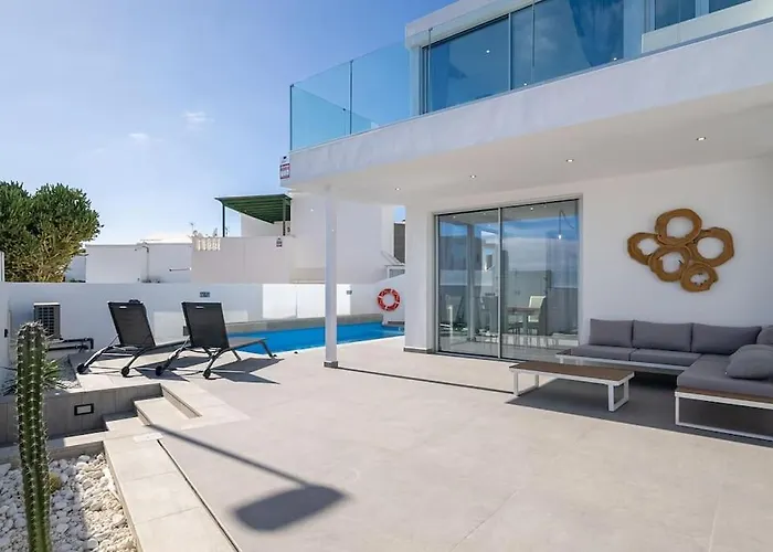 Sea La Vie By Buenavilla